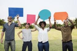 云开体育官网入口-美职篮球员加入慈善活动支持社区，美国篮球职业协会